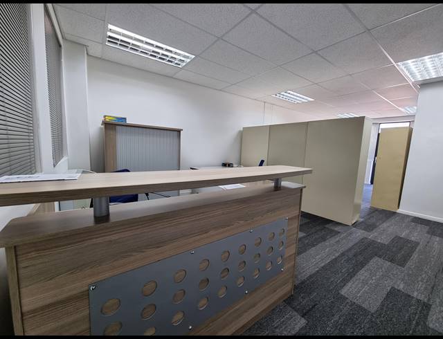 54M² OFFICE TO LET IN CENTURY CITY